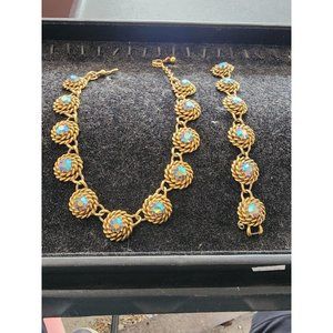 Vintage Coro Pegasus Gold Tone Necklace Choker and matching bracelet. SIGNED